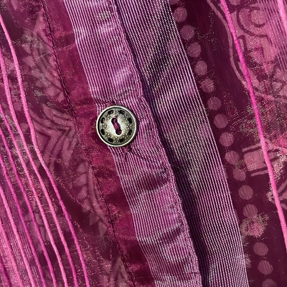 SHEER STRIPED FUCHSIA BLOUSE GRAFFITI BY UM COMPANY💗💗💗 - Picture 4 of 10